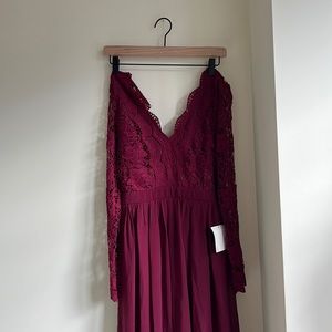 Maroon Long-sleeve gown